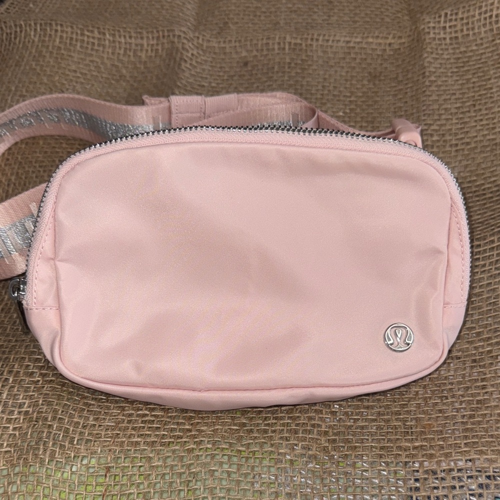 Lululemon Athletica Light Pink Crossbody Bag- Belt Bag - Picture 2 of 9